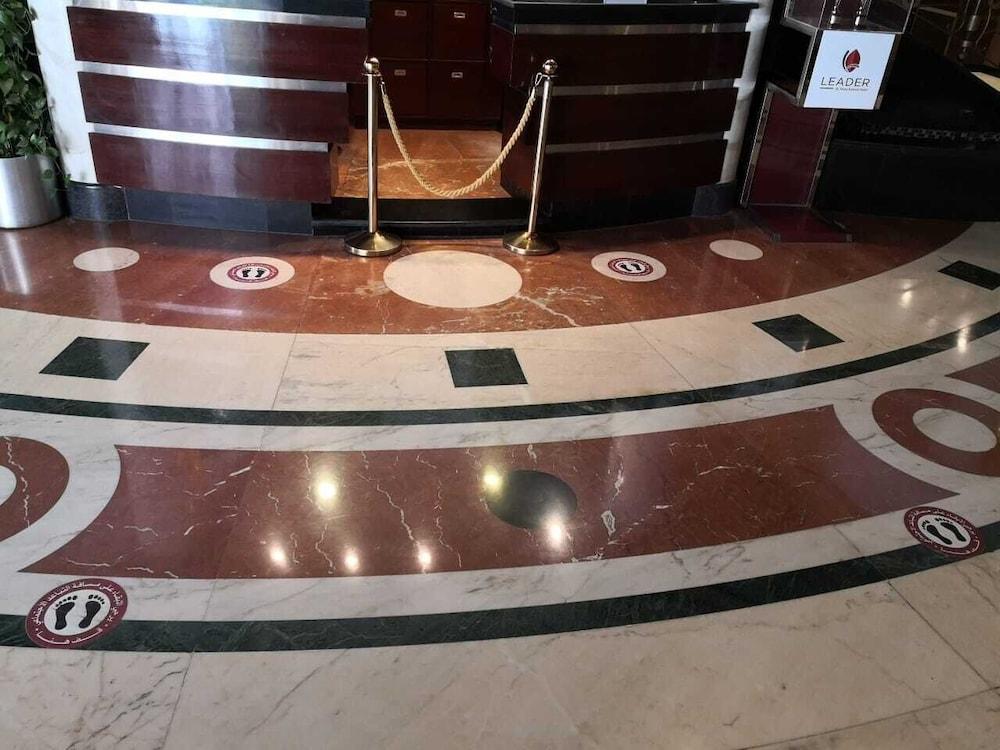 Al Muna Kareem Hotel- Ex Leader Medina Exteriör bild